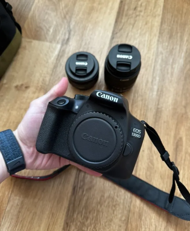 Canon EOS 1300d + 2 objektivy